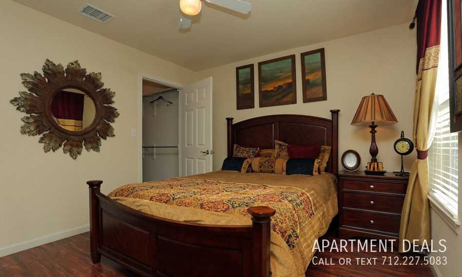 Wooded Ln #3605 - Photo 4 of 48