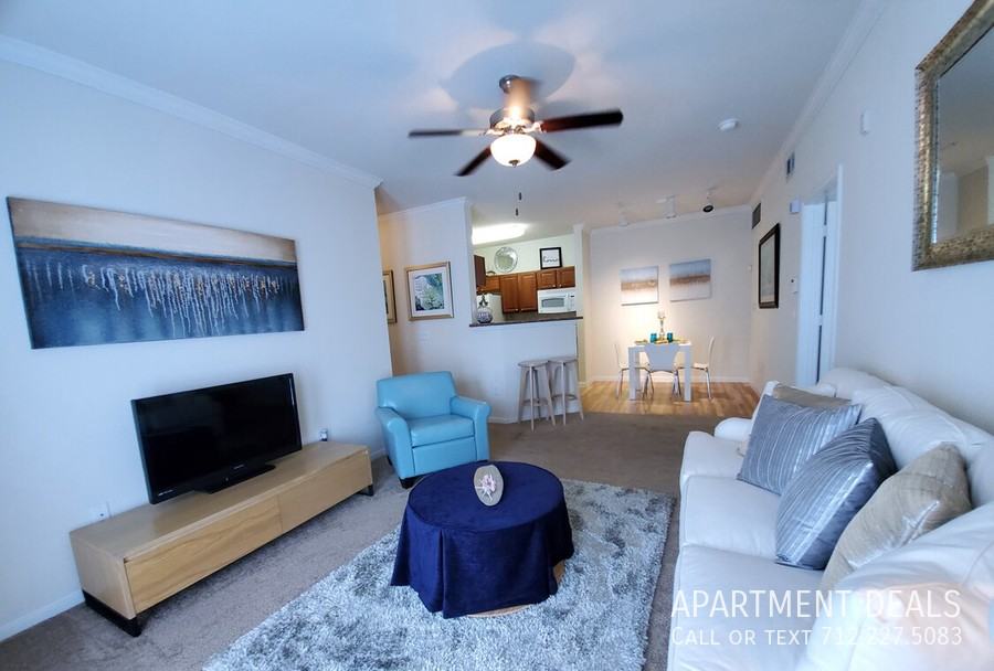 2219 N Frazier St #4440 - Photo 3 of 42