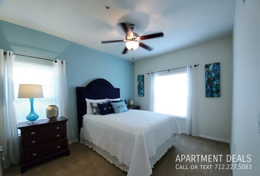 2219 N Frazier St #4440 - Photo 7 of 42