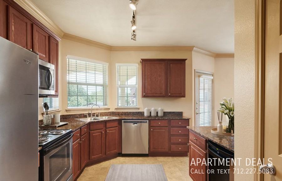 13136 Fry Rd #1420 - Photo 7 of 44