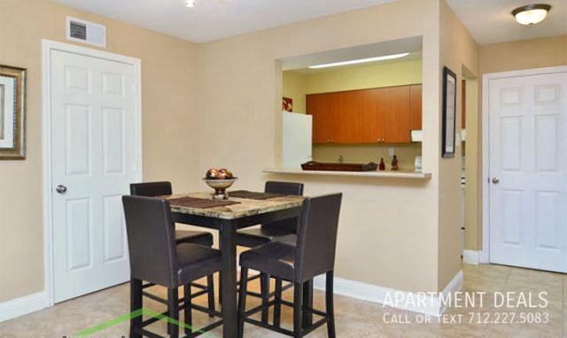 Weiss Dr #4048 - Photo 3 of 31