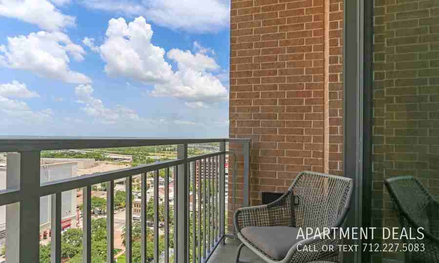 413 Travis St #103 - Photo 7 of 46