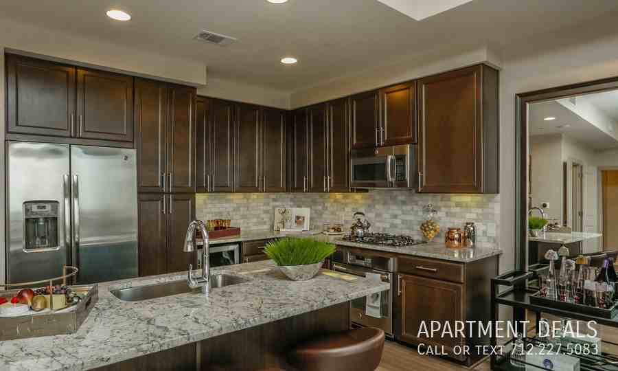 737 Preston St #147 - Photo 5 of 50