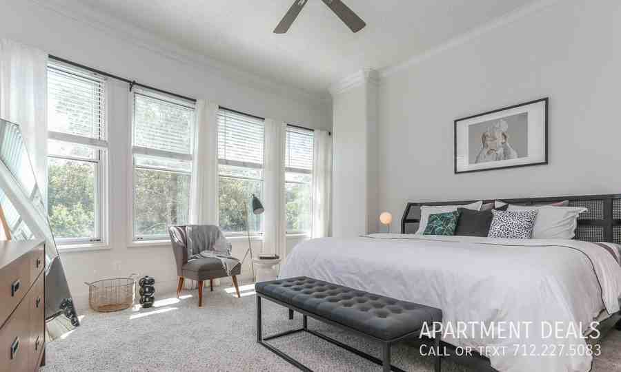 5207 Memorial Dr #211 - Photo 2 of 50