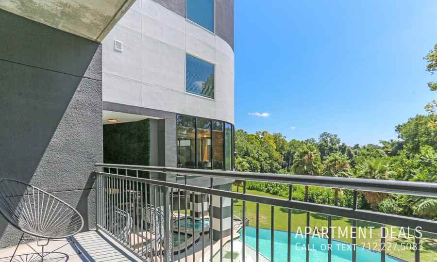 5207 Memorial Dr #211 - Photo 4 of 50