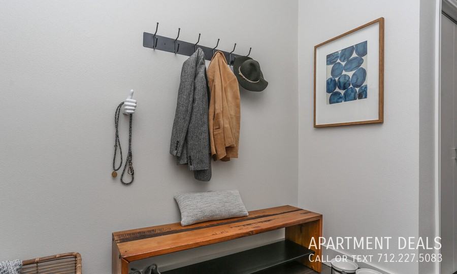 5207 Memorial Dr #211 - Photo 5 of 50
