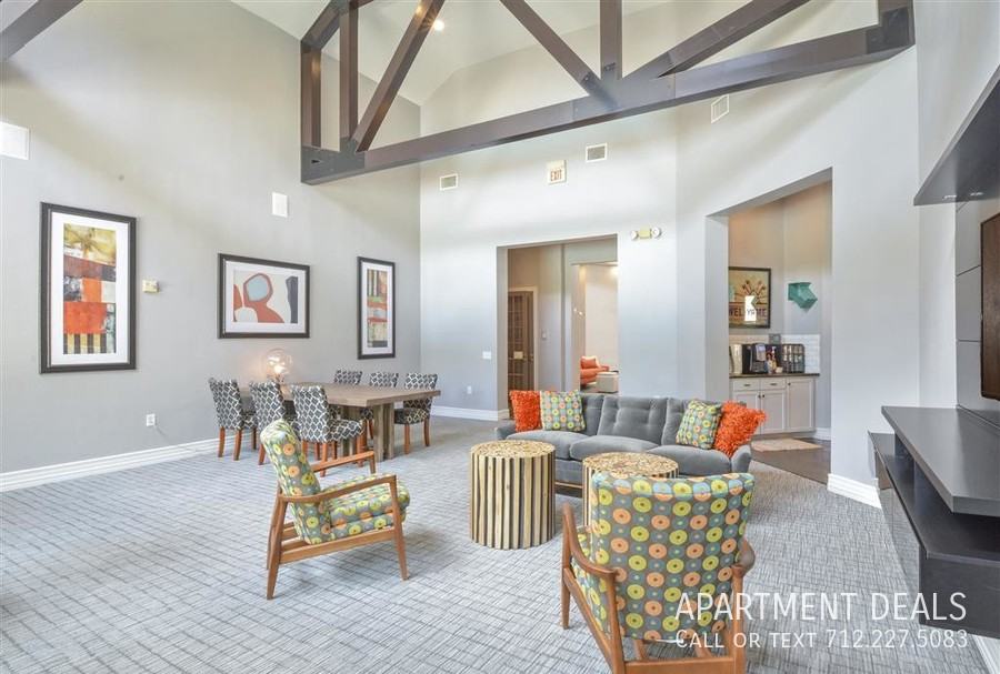 30 Hermann Park Ct #367 - Photo 2 of 15