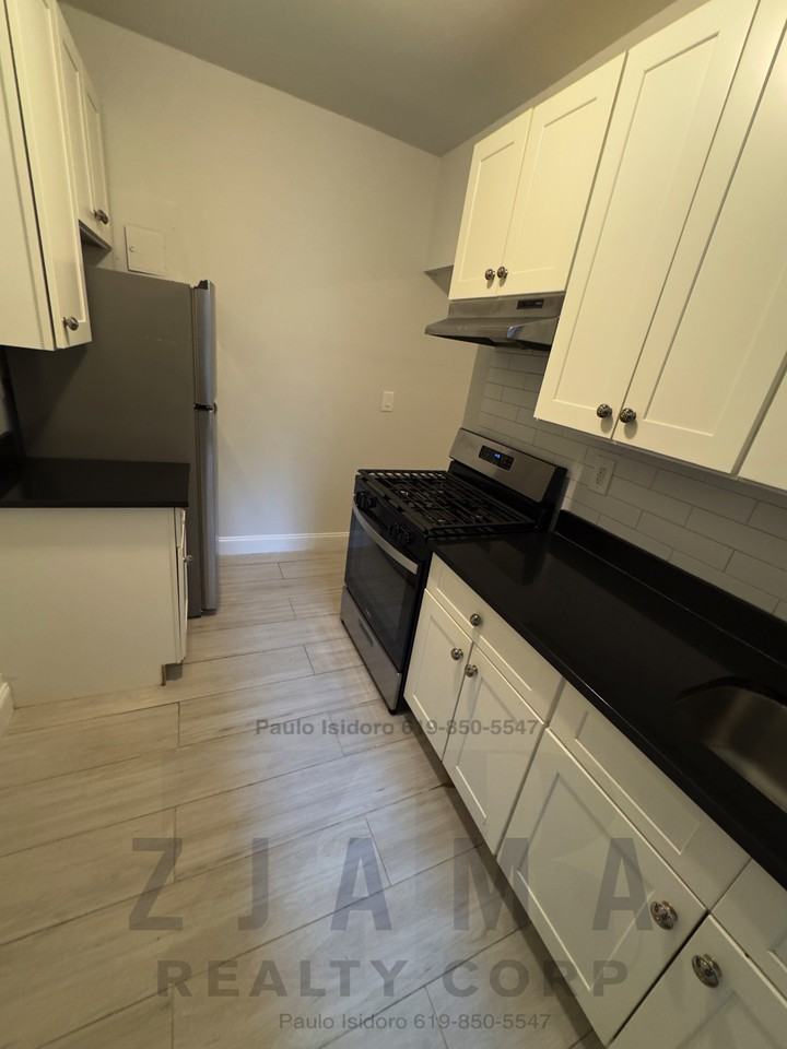 25 Woodruff Ave #A1 - Photo 7 of 9