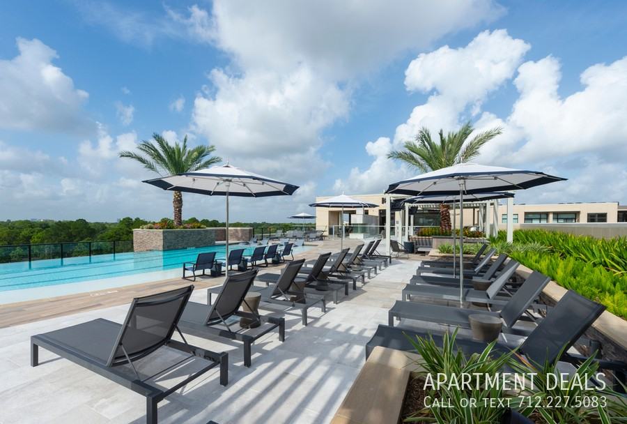 12006 Barryknoll Ln #373