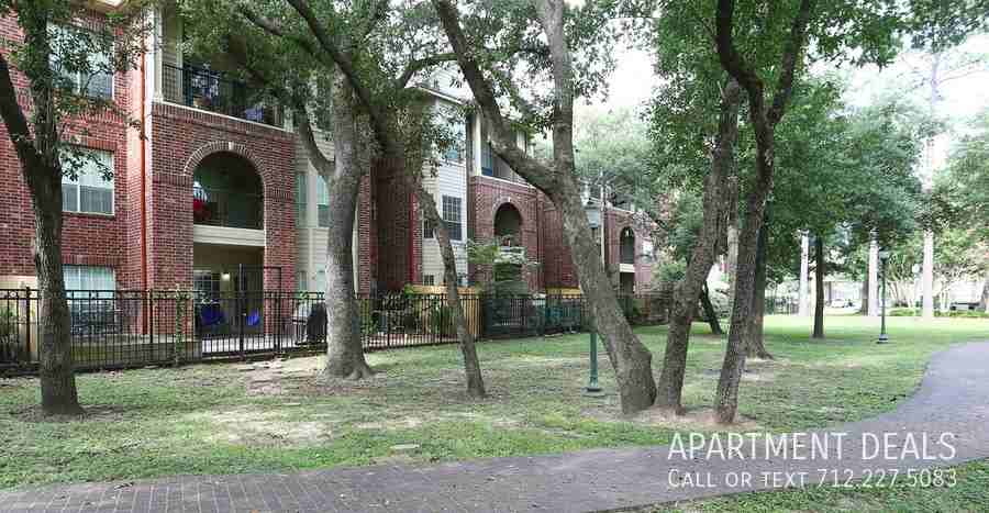 1925 Post Oak Park Dr #468 - Photo 3 of 46