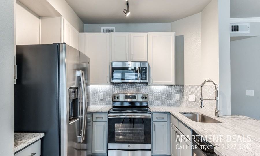 9707 Meyer Forest Dr #490 - Photo 7 of 8