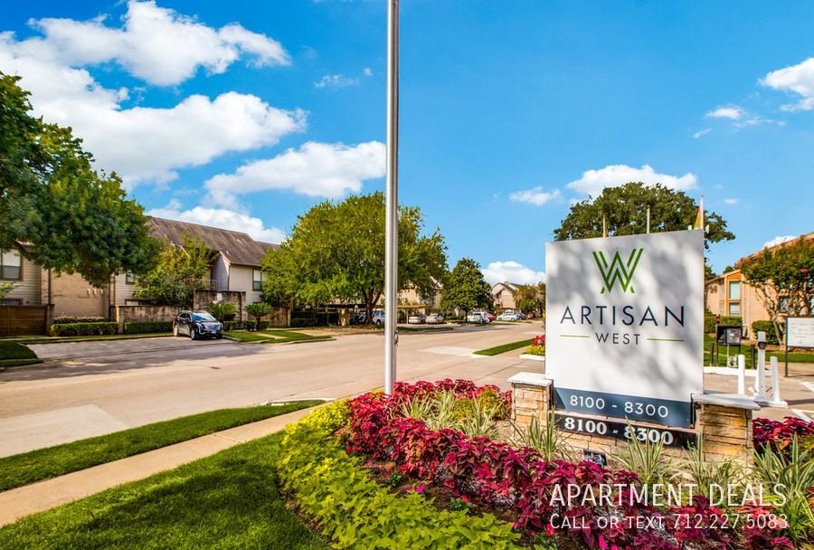 Sands Point Dr #500 - Photo 3 of 34