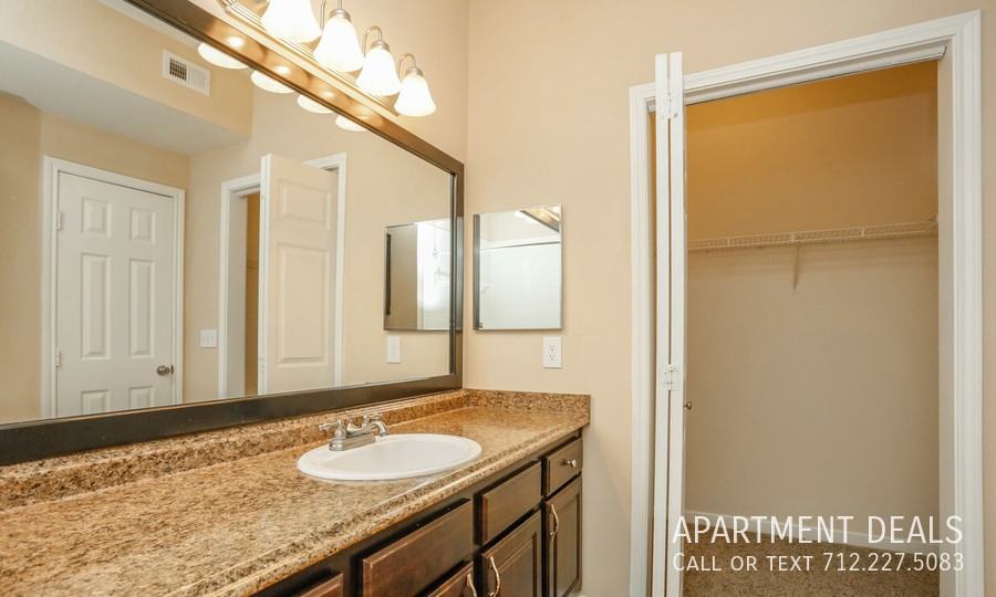 3289 Walnut Bend Ln #537 - Photo 5 of 33