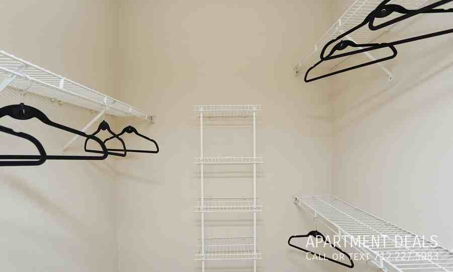 3289 Walnut Bend Ln #537 - Photo 7 of 33