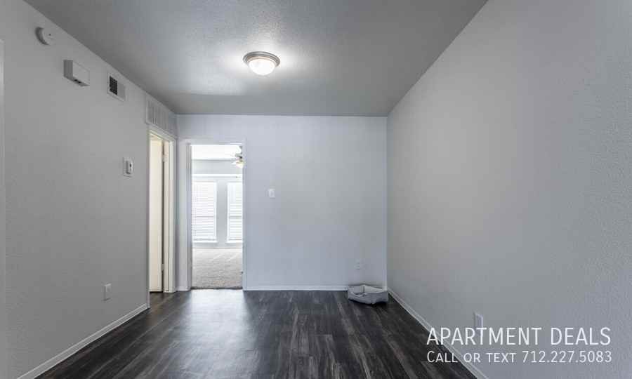 207 Wilcrest Dr #543 - Photo 2 of 50