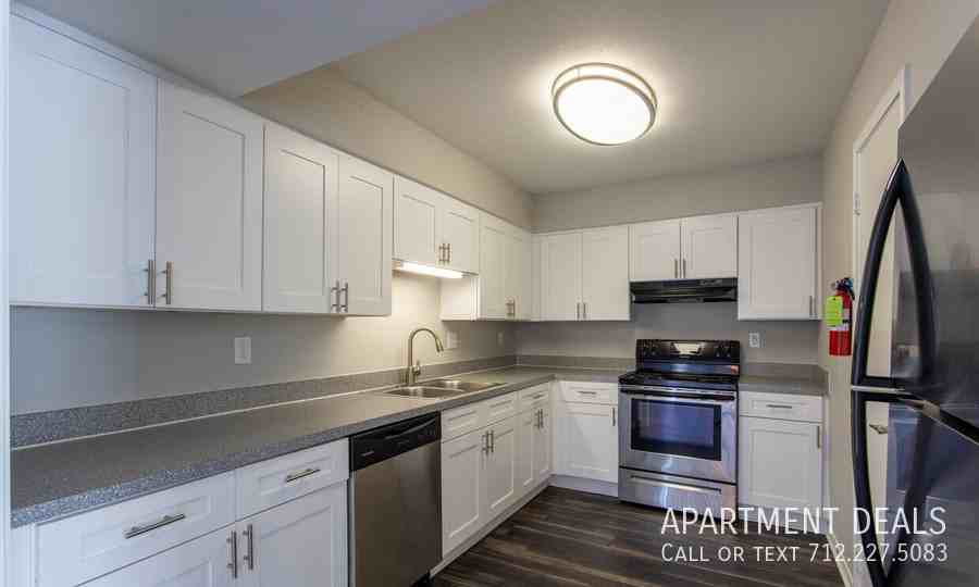 207 Wilcrest Dr #543 - Photo 5 of 50