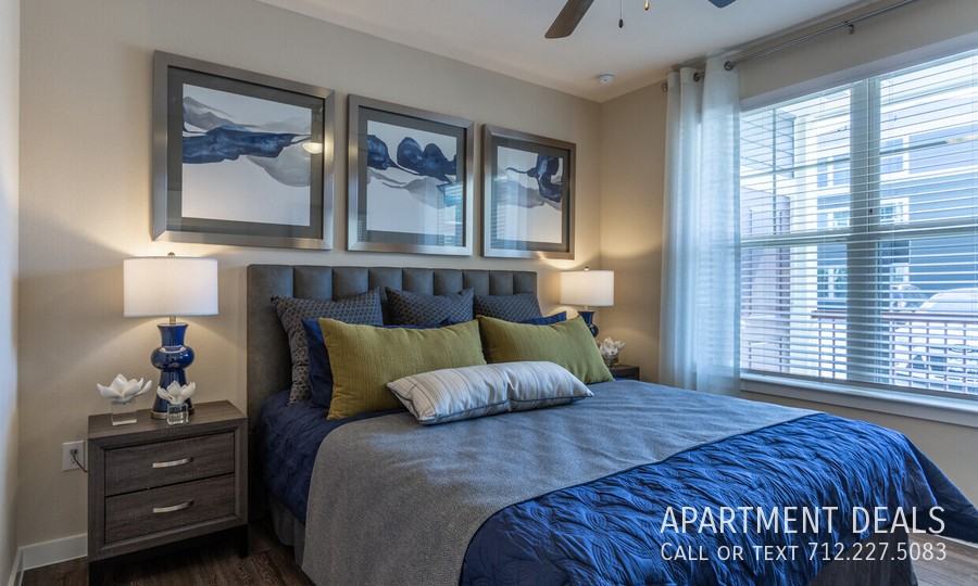 13561 Cullen Blvd #567 - Photo 5 of 36