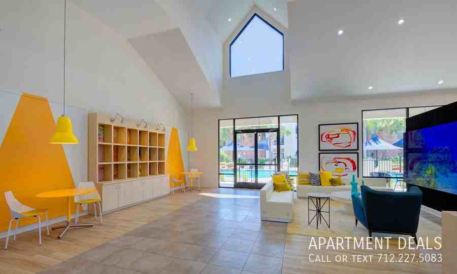 9117 Lakes At 610 Dr #582 - Photo 2 of 35