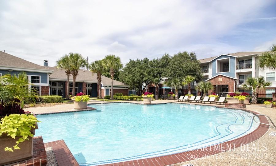 8187 Fannin St #592 - Photo 5 of 50