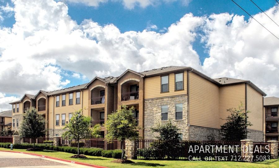 14657 Philippine St #608 - Photo 5 of 50