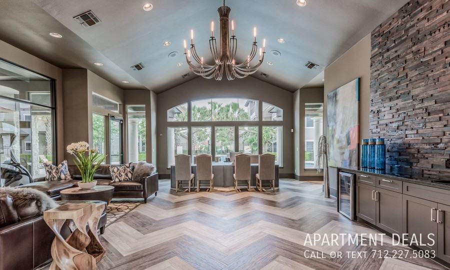 7556 Wilshire Place Dr #667 - Photo 3 of 10