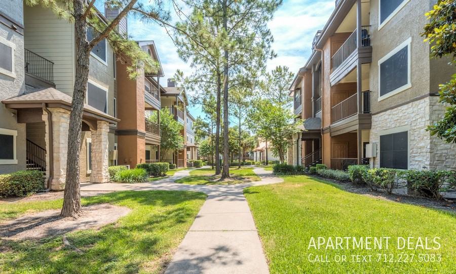 7556 Wilshire Place Dr #667 - Photo 7 of 10