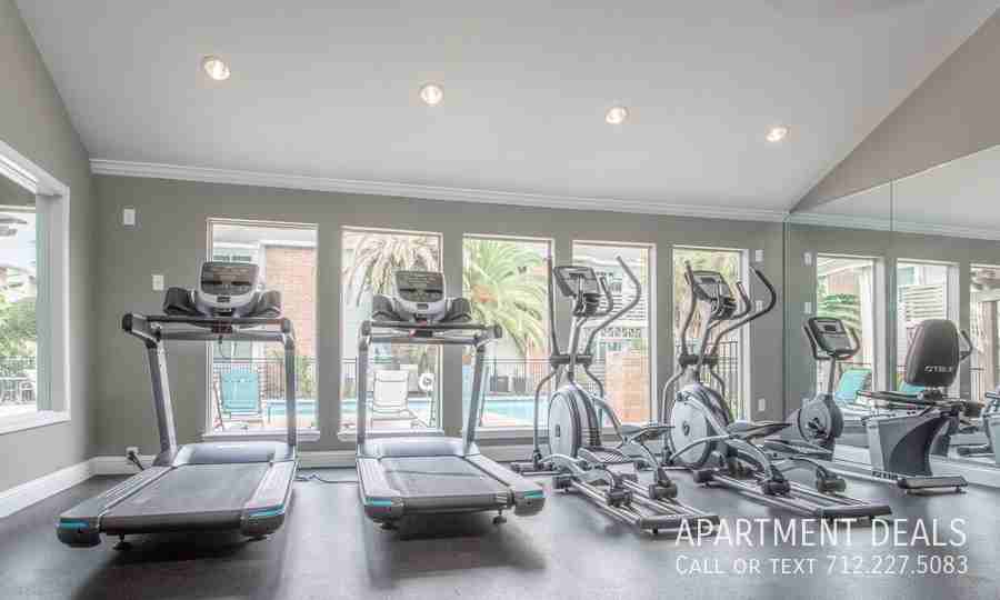 Seahorse Dr #676 - Photo 7 of 35