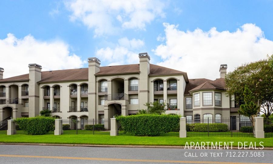 10907 Ranchstone Dr #705 - Photo 6 of 10