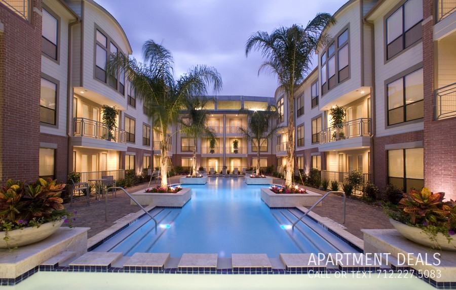 2407 S Gessner Rd #727 - Photo 3 of 50