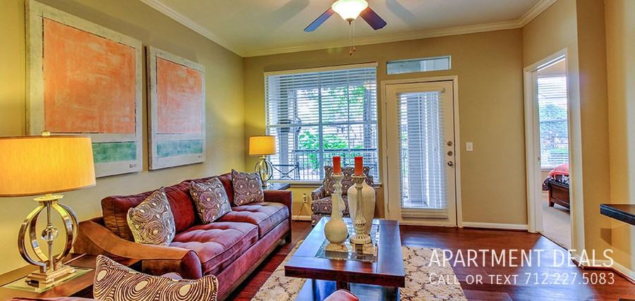 8591 Woodway Dr #730 - Photo 3 of 20