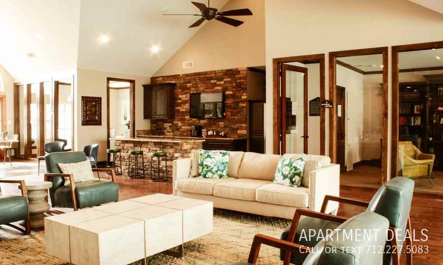 11218 West Rd #733 - Photo 3 of 10