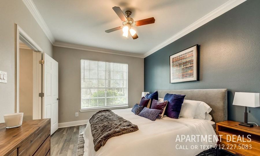 13056 Champions Park Dr #760 - Photo 3 of 37