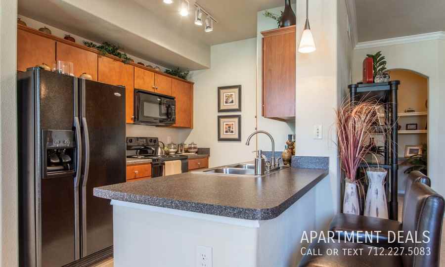 9895 Cypresswood Dr #801 - Photo 7 of 50