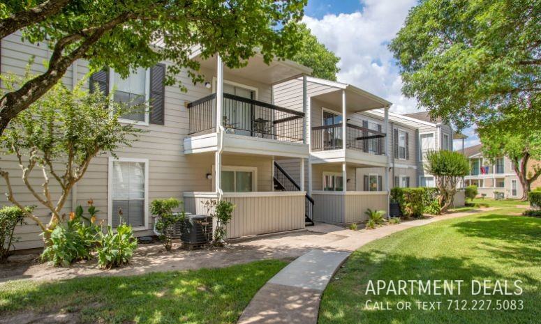 1341 Silverado Dr Apt 404 #863 - Photo 2 of 27