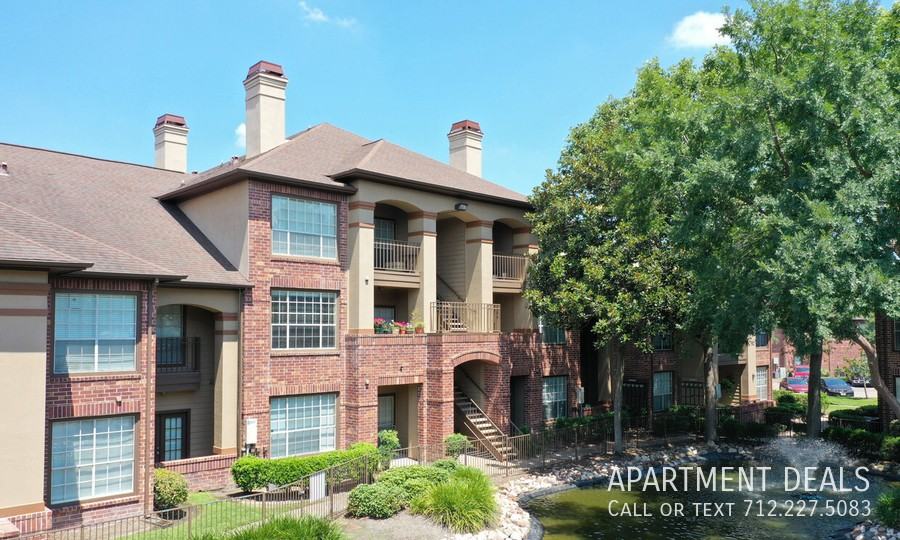 1420 S Dairy Ashford Rd #885