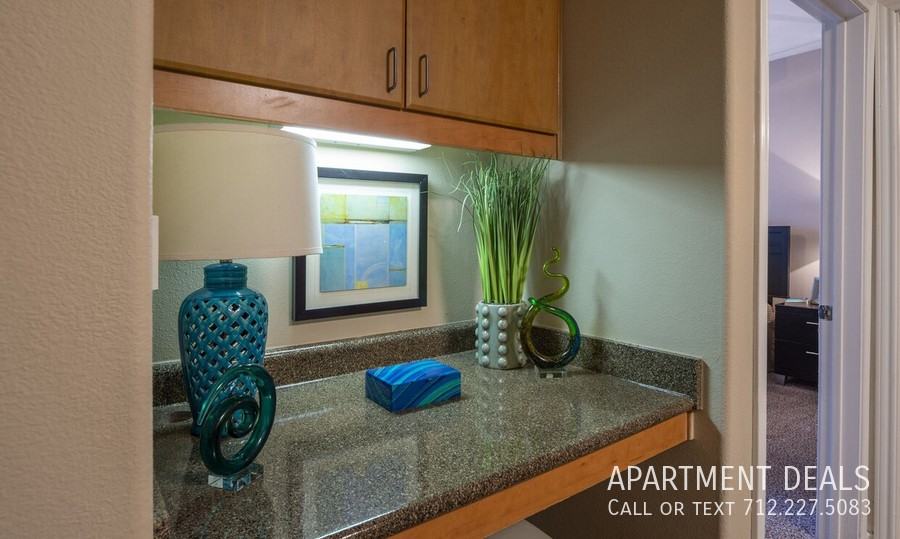 12436 Oxford Park Dr #892