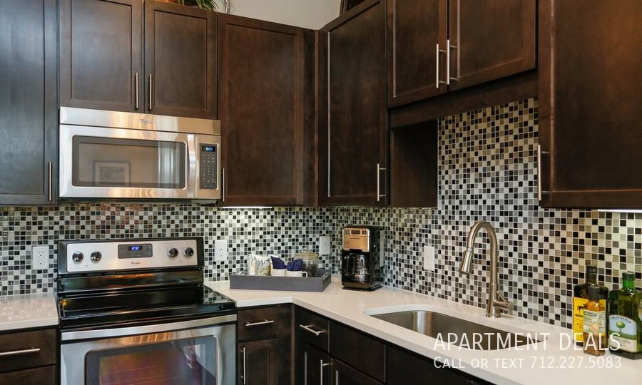 681 Dairy Ashford Rd #915 - Photo 2 of 35