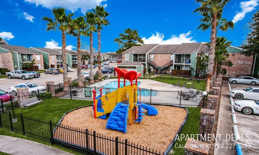 857 Threadneedle St #922 - Photo 6 of 25