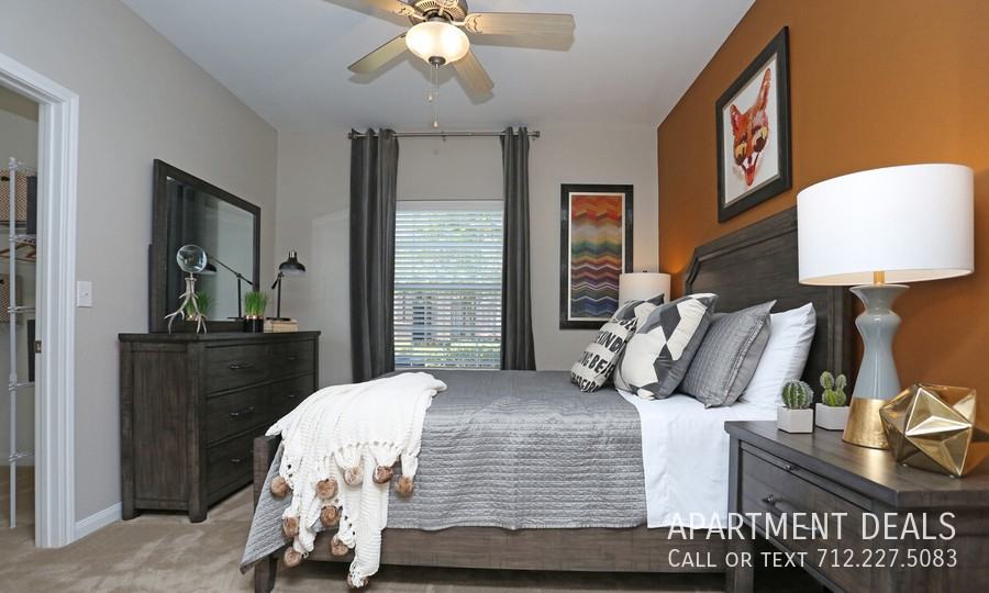 1772 Park View Ct #979 - Photo 7 of 50