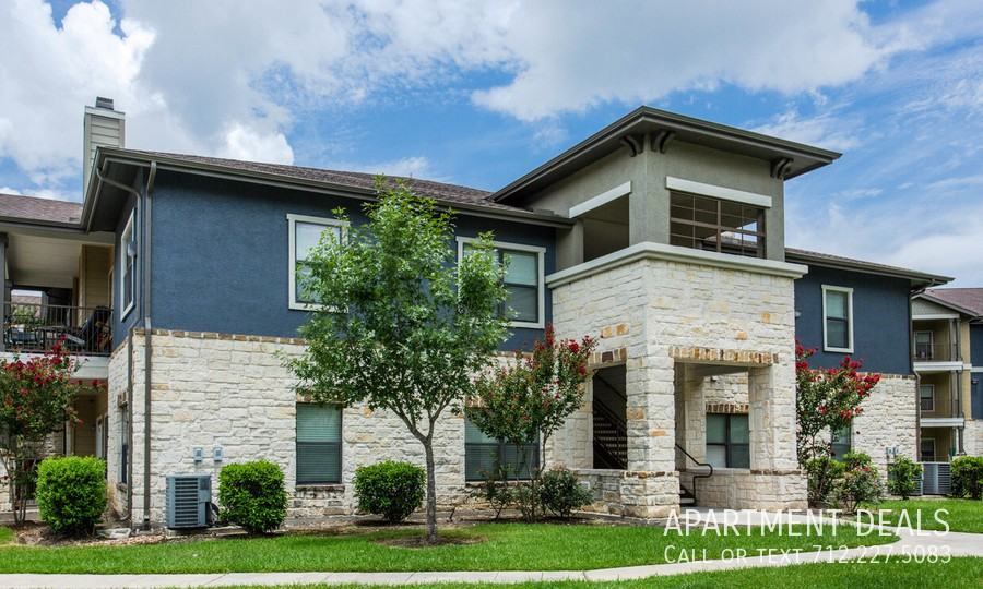 107 Hollow Tree Ln #1003 - Photo 3 of 50