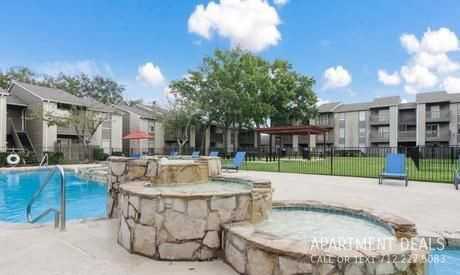 8733 Point Park Dr #1040 - Photo 7 of 11