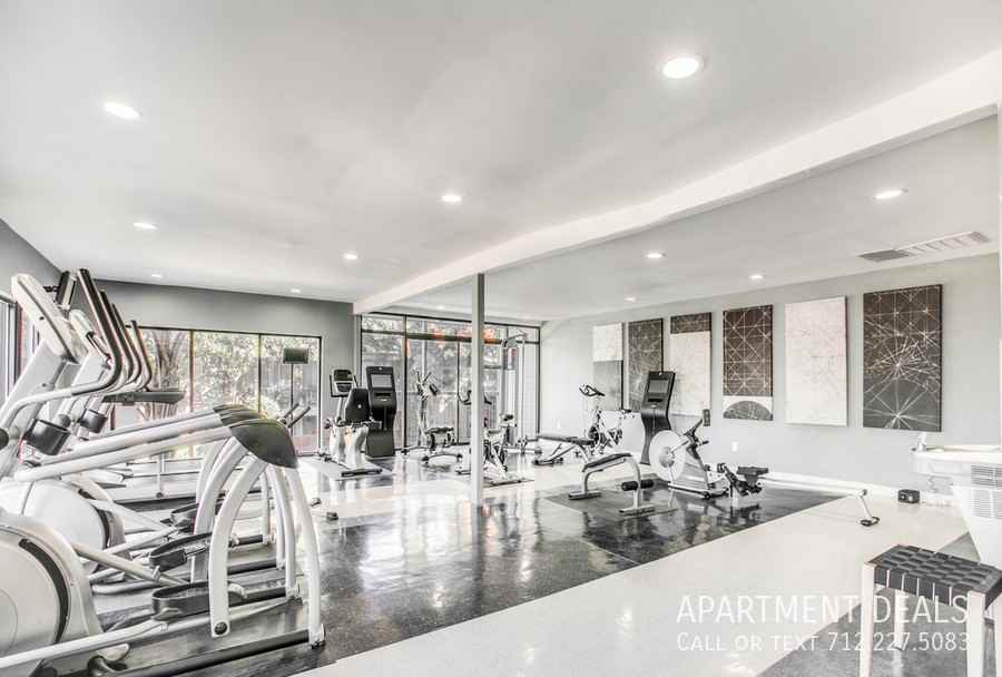 Beverlyhill St #1108 - Photo 3 of 31