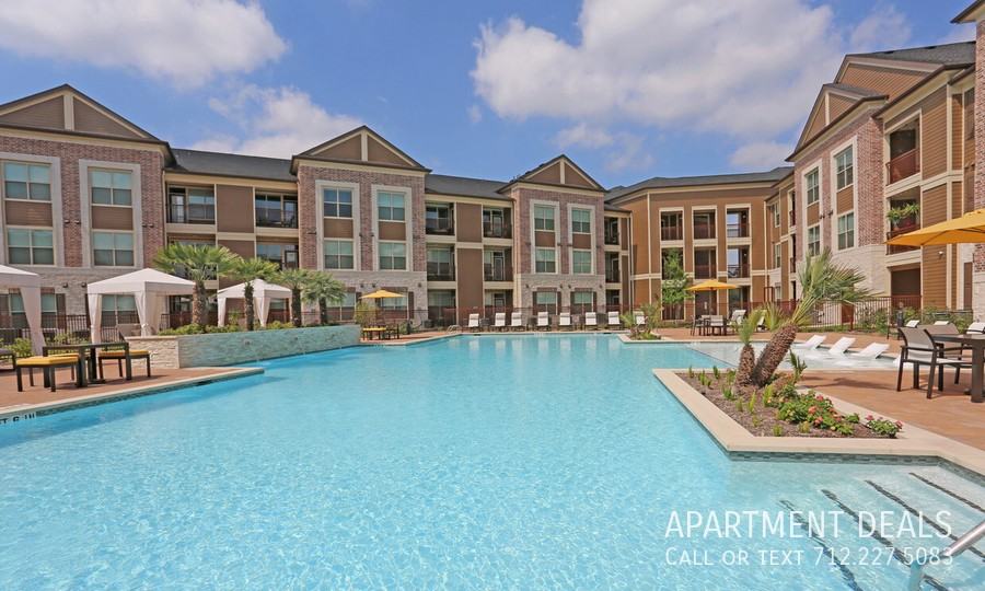 337 Forest Center Dr #1156