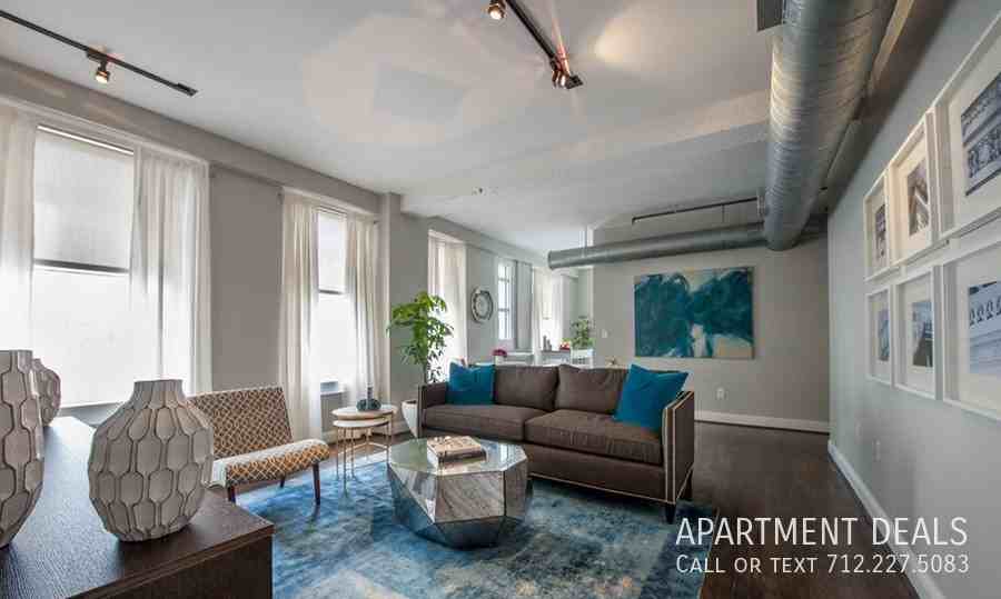 915 Texas St Unit 420 #1768 - Photo 7 of 25