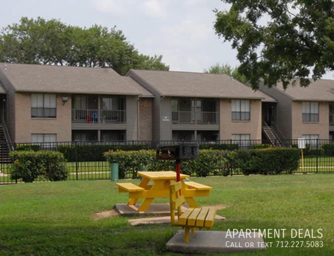 206 Spinwood Dr #1838 - Photo 6 of 8