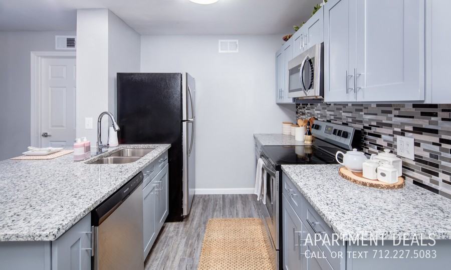 718 Pinemont Dr #1853 - Photo 6 of 10