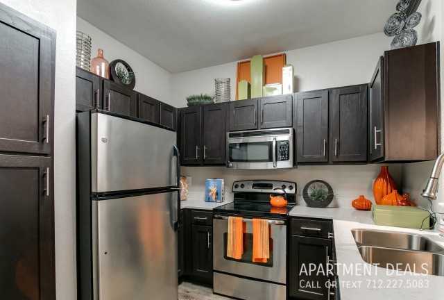 2216 W Dallas St #1873 - Photo 4 of 46