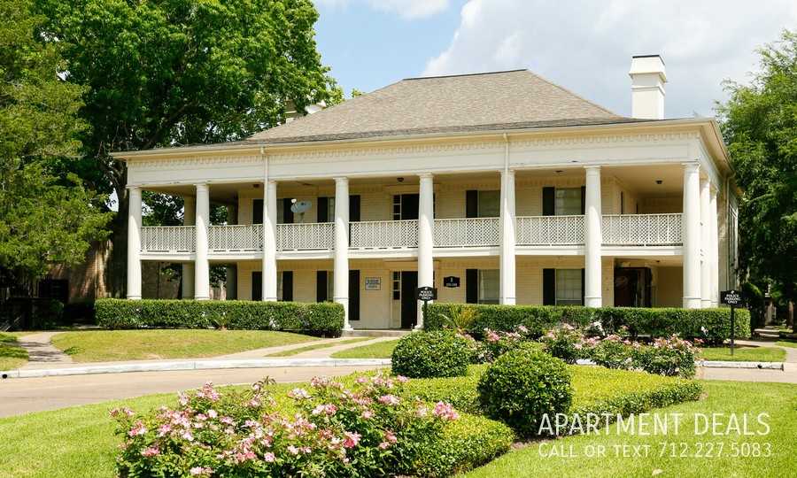 22 Charleston Park Dr #1926