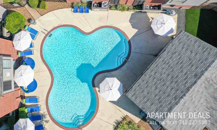 9946 Richmond Ave #2017 - Photo 6 of 24