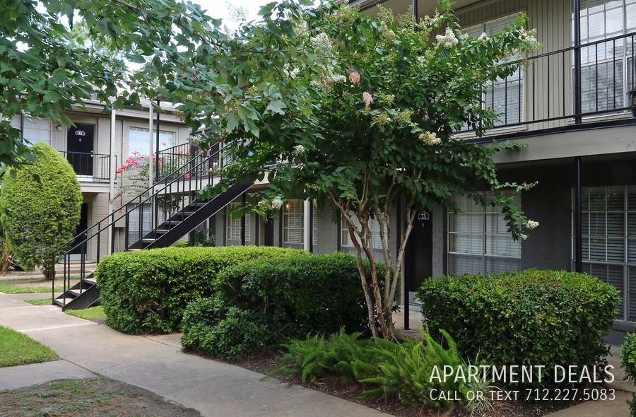 1208 Seagler Rd #2025 - Photo 3 of 34